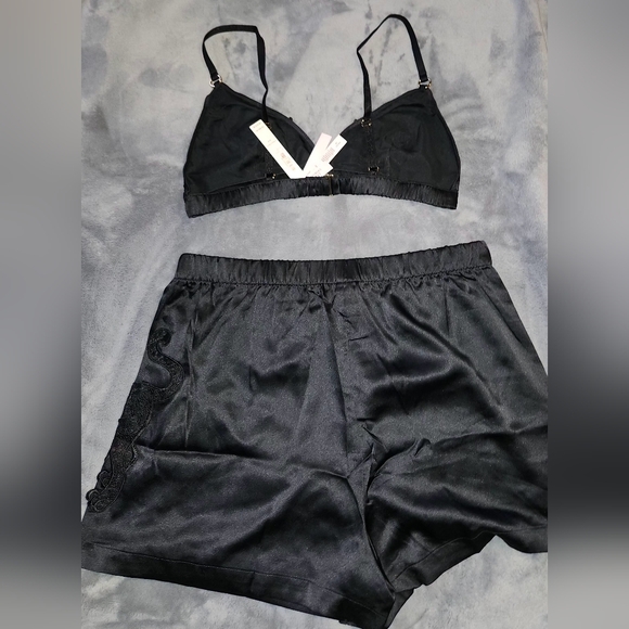 Victoria Secret Jaguar Satin Triangle Bralette And Boxer Short Size XL NWT - Picture 6 of 14